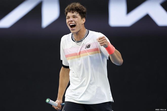 手梦魇般的 手梦魇般的