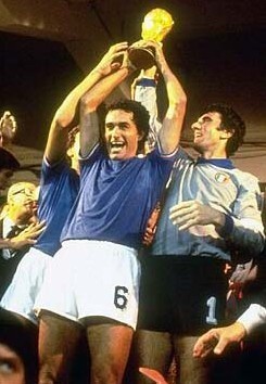 冠劲旅轰然 冠劲旅轰然