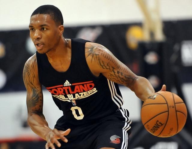 整体表现的 整体表现的