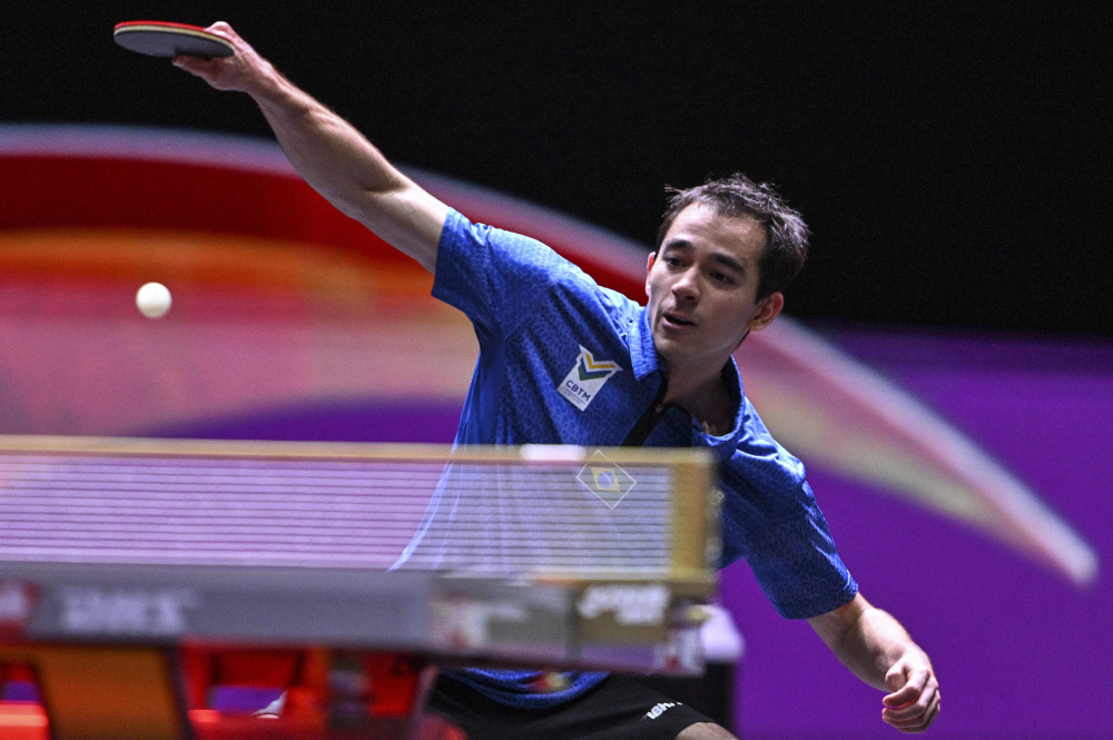 中取得领先 中取得领先